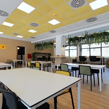 Y Congresos - Universitaria Resort
