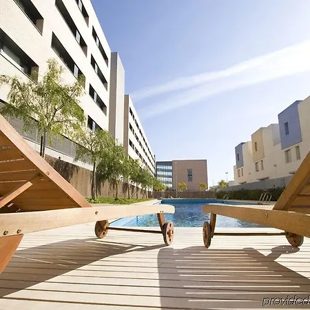 Resort Y Congresos - Universitaria 2*
