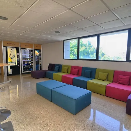 Resort Y Congresos - Universitaria