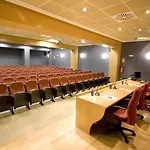Resort Y Congresos - Universitaria 3*