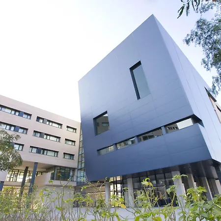 Resort Y Congresos - Universitaria